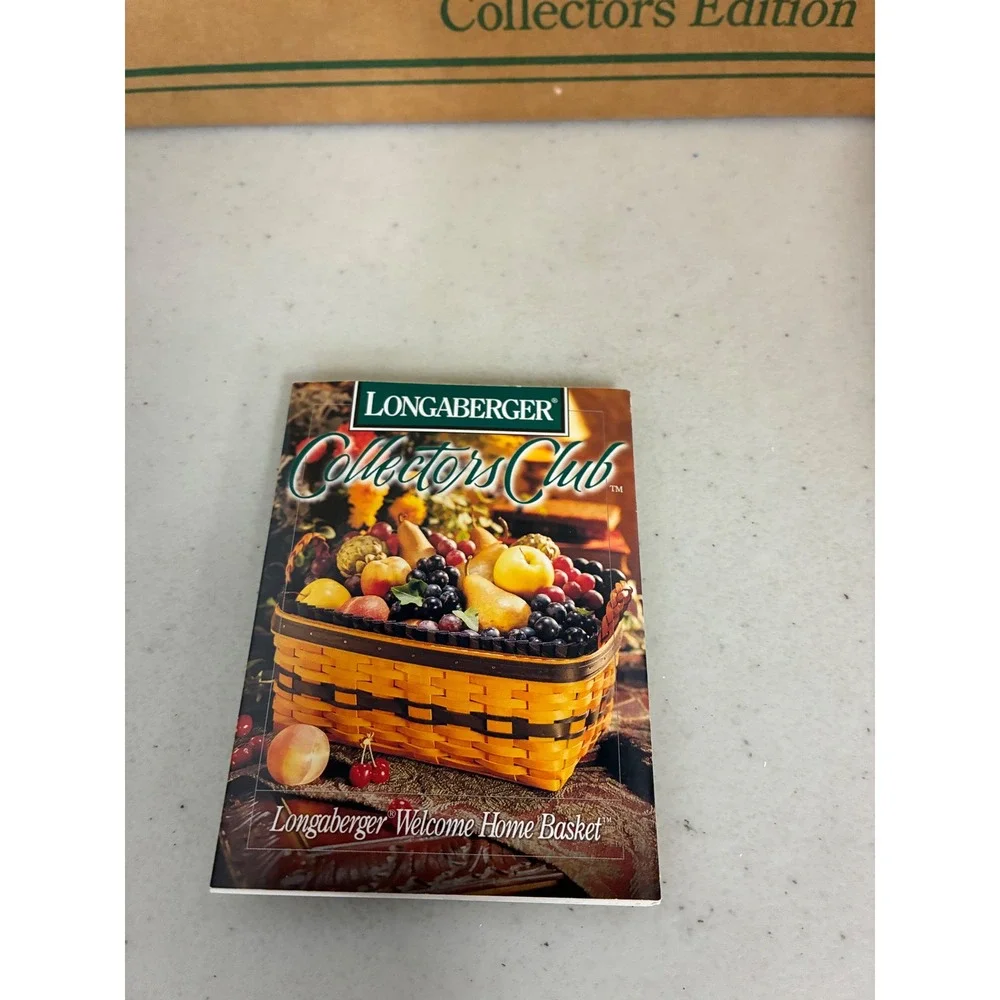 Longaberger 1997 Collectors Club‎ Welcome Home Basket with Liner and Box